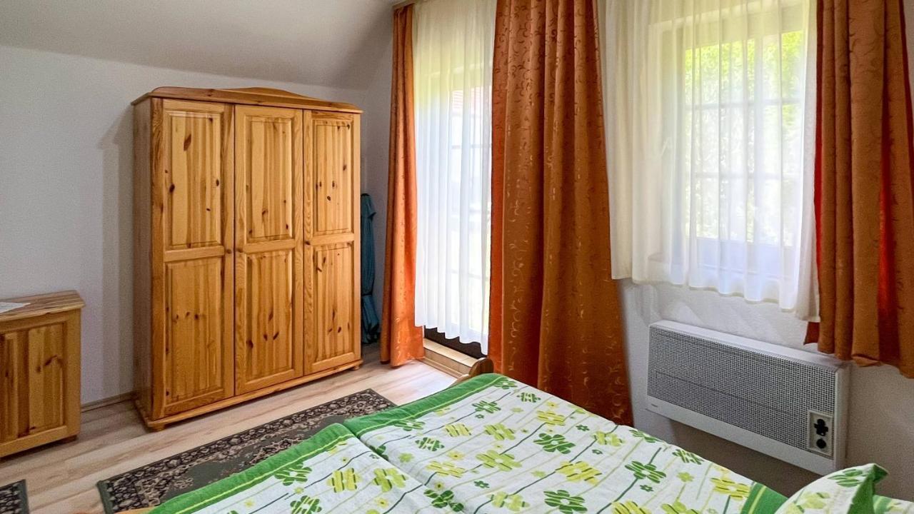 Magyar Apartmanhazak I-Iii. Zalakaros Exterior photo