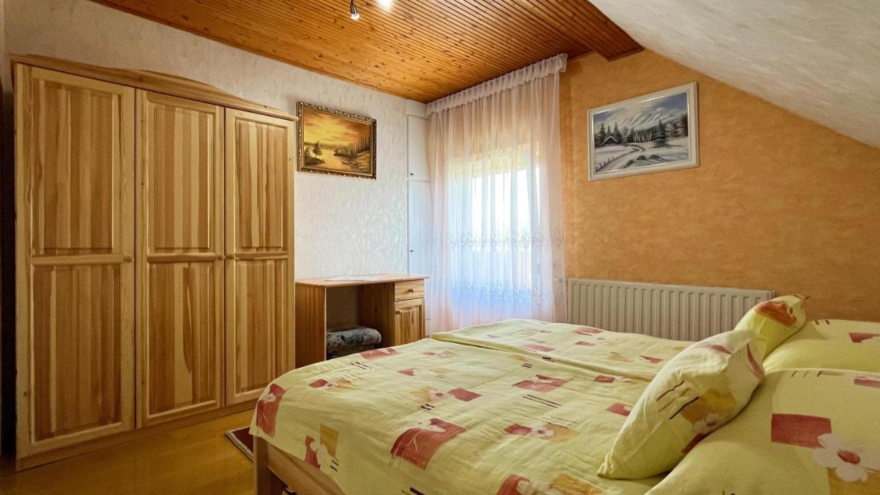 Magyar Apartmanhazak I-Iii. Zalakaros Exterior photo